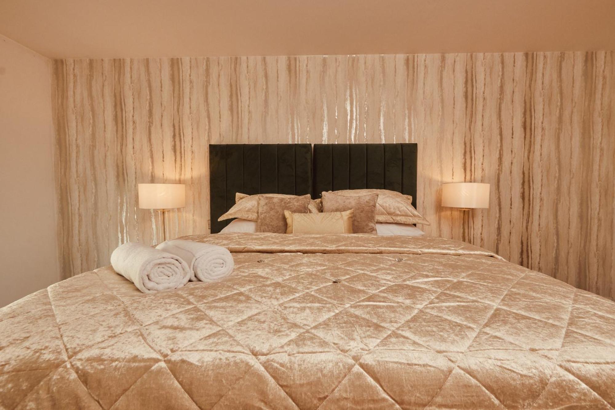 Central Leeds Dock Apt, Free Secure Parking! 2 Bed Exterior foto
