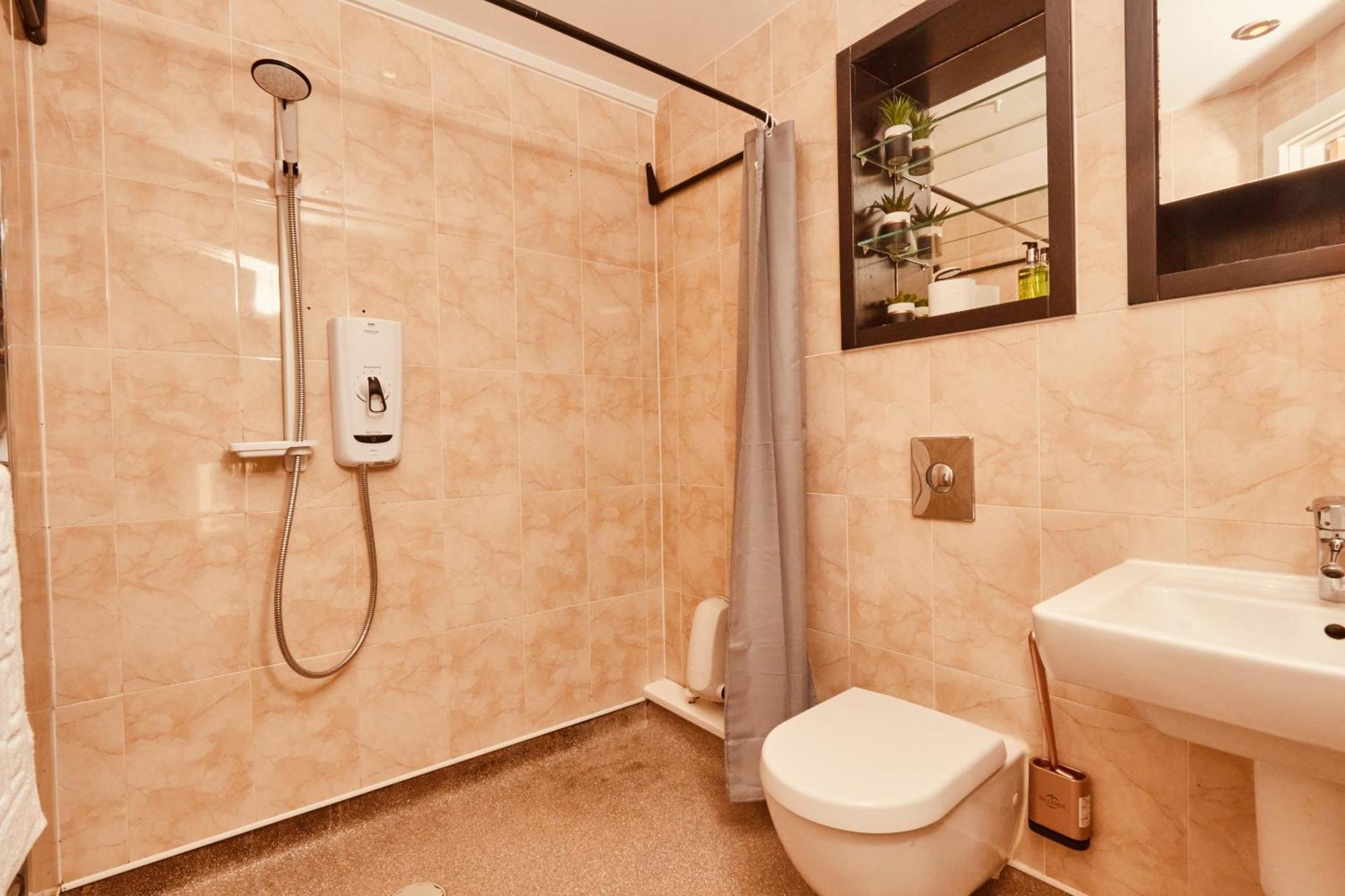 Central Leeds Dock Apt, Free Secure Parking! 2 Bed Exterior foto